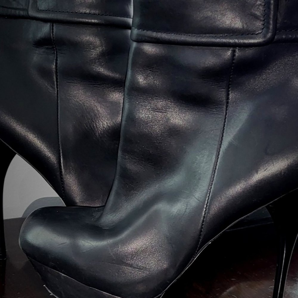 L.A.M.B Blazon leather platform booties Gently used 8